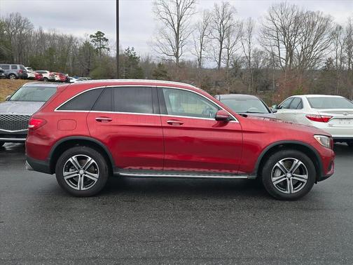 2017 Mercedes-Benz GLC 300 Base