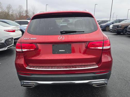 2017 Mercedes-Benz GLC 300 Base