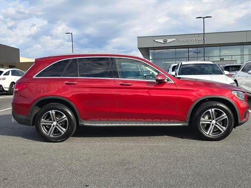 2017 Mercedes-Benz GLC 300 Base