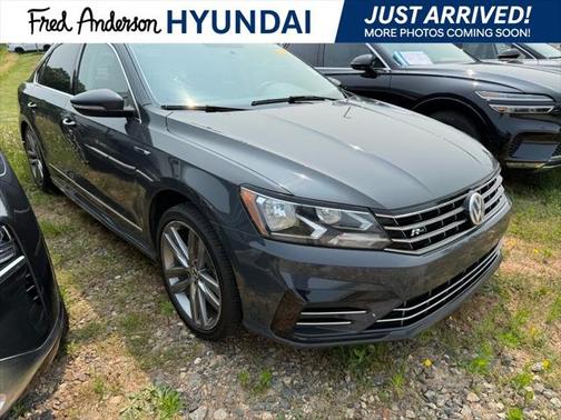 2017 Volkswagen Passat 1.8T R-Line
