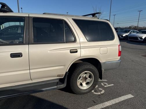 2000 Toyota 4Runner 4WD
