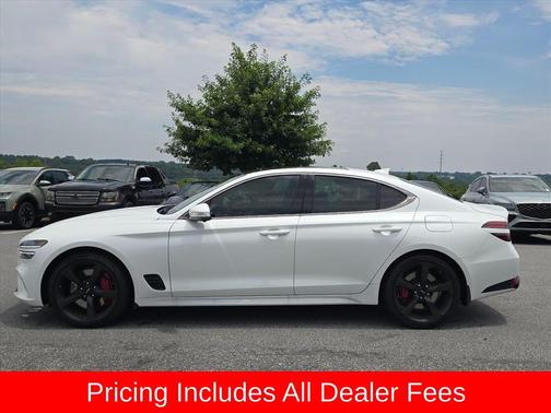 Uyuni White 2026 Genesis G70 3.3T Sport Prestige