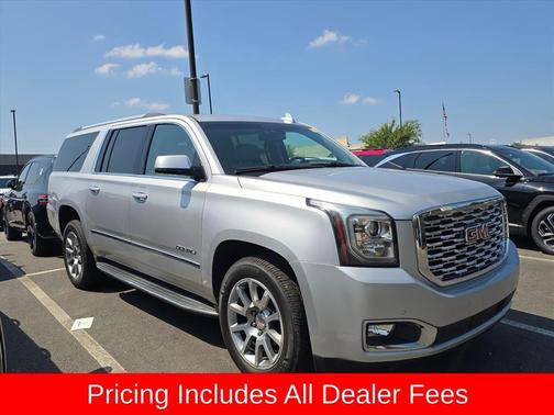Quicksilver Metallic 2019 GMC Yukon XL Denali