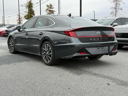2021 Hyundai SONATA Limited