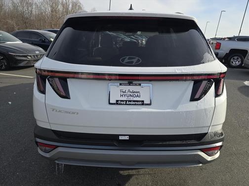 2026 Hyundai TUCSON SEL Premium