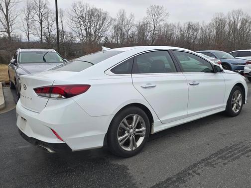 2019 Hyundai SONATA SEL