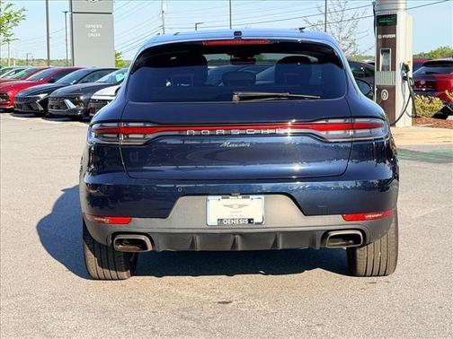 2019 Porsche Macan Base