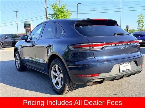 Sapphire Blue Metallic 2019 Porsche Macan Base