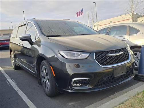 2022 Chrysler Pacifica Hybrid Pinnacle