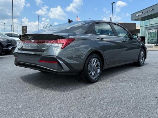 2025 Hyundai ELANTRA HEV Blue