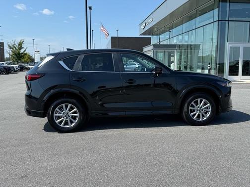 2024 Mazda CX-5 2.5 S Preferred Package