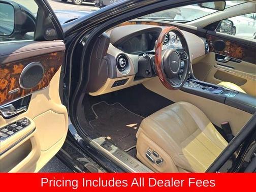 Ebony 2013 Jaguar XJ Base