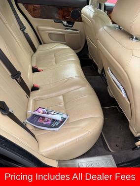 Ebony 2013 Jaguar XJ Base