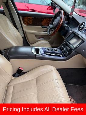 Ebony 2013 Jaguar XJ Base