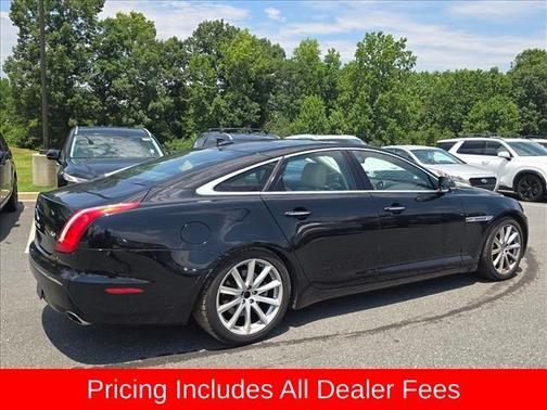 Ebony 2013 Jaguar XJ Base