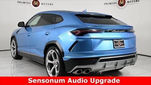 2022 Lamborghini Urus Graphite Capsule