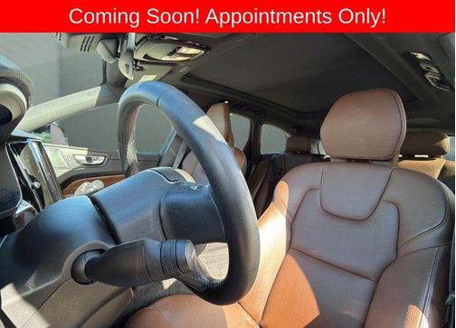 Onyx Black Metallic 2023 Volvo XC60 B5 Plus Dark Theme
