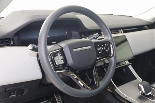 2024 Land Rover Range Rover Evoque Dynamic SE