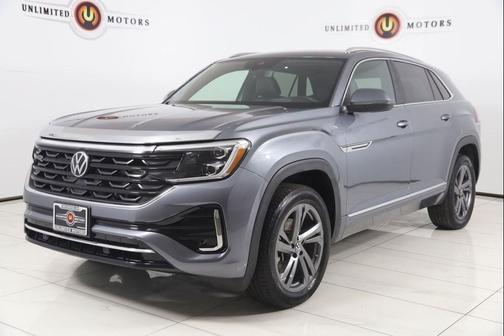 Platinum Gray Metallic 2024 Volkswagen Atlas Cross Sport 2.0T SEL