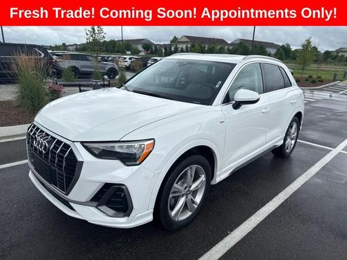 Ibis White 2019 Audi Q3 2.0T S line Premium