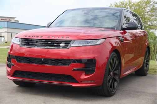 2024 Land Rover Range Rover Sport SE