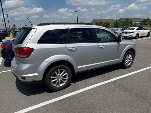 Bright Silver Metallic Clearcoat 2014 Dodge Journey SXT