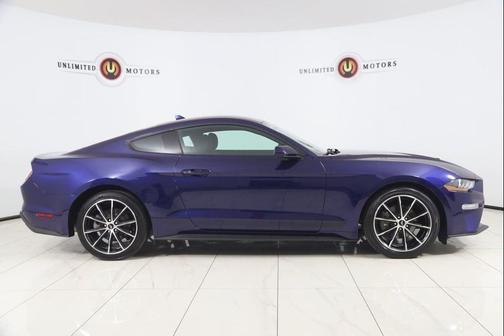 2020 Ford Mustang EcoBoost