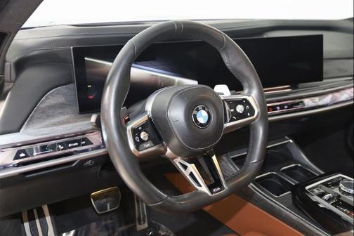 2023 BMW 760 i xDrive