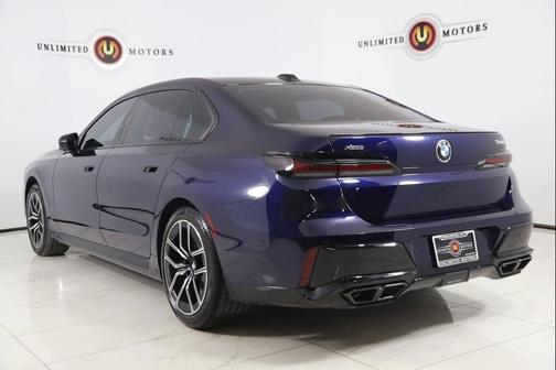 2023 BMW 760 i xDrive