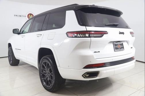 2024 Jeep Grand Cherokee L Summit