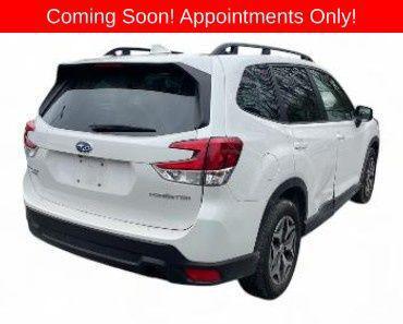 Crystal White Pearl 2023 Subaru Forester Premium