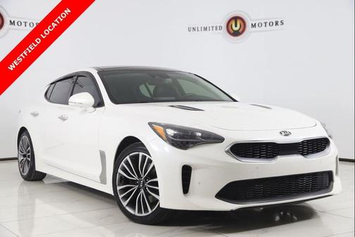 Snow White Pearl 2018 Kia Stinger Premium