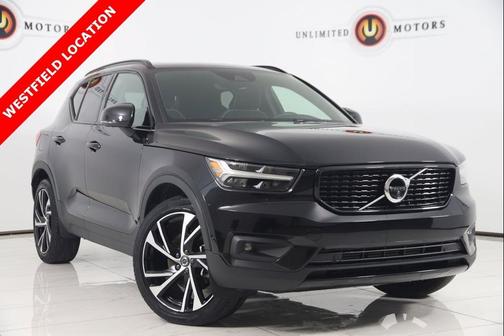 2022 Volvo XC40 T5 R-Design