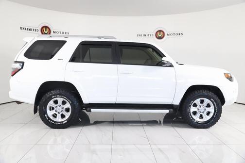 Photo 2 of 32 of 2015 Toyota 4Runner Limited