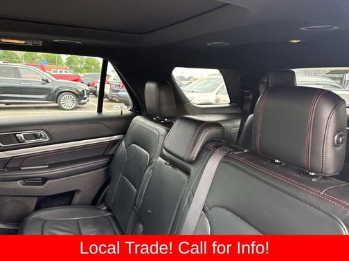 White Platinum Clearcoat Metallic 2017 Ford Explorer sport