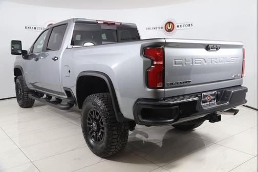 2025 Chevrolet Silverado 2500 4WD Crew Cab Standard Bed ZR2