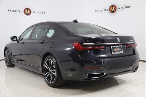 2022 BMW 750 i xDrive