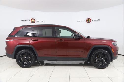 Velvet Red Pearlcoat 2024 Jeep Grand Cherokee Altitude
