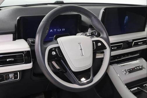 Whisper Blue Metallic Clearcoat 2025 Lincoln Aviator Reserve AWD