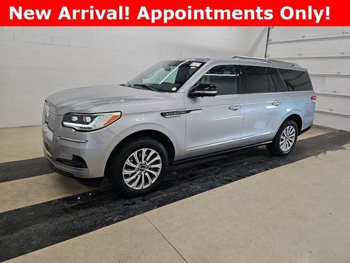 2024 Lincoln Navigator Premiere