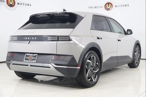2023 Hyundai IONIQ 5 SE