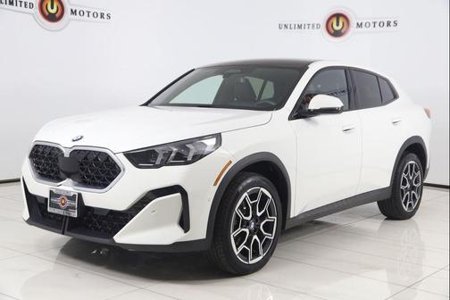 Alpine White 2024 BMW X2 xDrive28i