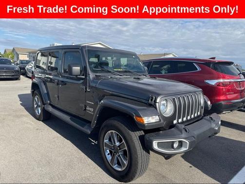 Granite Crystal Metallic Clearcoat 2022 Jeep Wrangler Unlimited Sahara