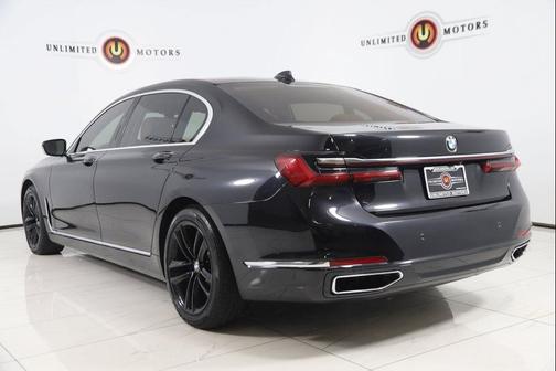 2022 BMW 750 i xDrive