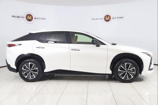 2024 Lexus RZ 300e Premium w/18'' wheels