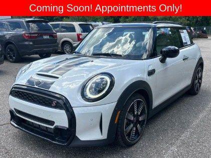White Metallic 2023 MINI Hardtop Cooper S