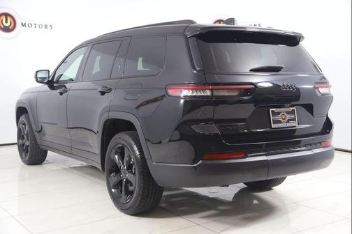 Diamond Black Crystal Pearlcoat 2024 Jeep Grand Cherokee L Altitude