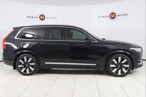 2023 Volvo XC90 Recharge Plug-In Hybrid T8 Ultimate Bright Theme 7-Seater