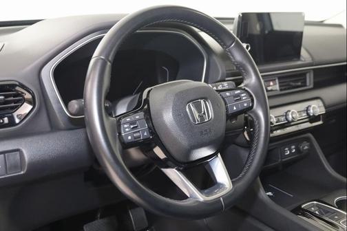 2023 Honda Pilot Touring 8-Passenger