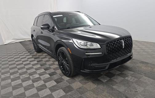 Infinite Black Metallic Clearcoat 2023 Lincoln Corsair Reserve